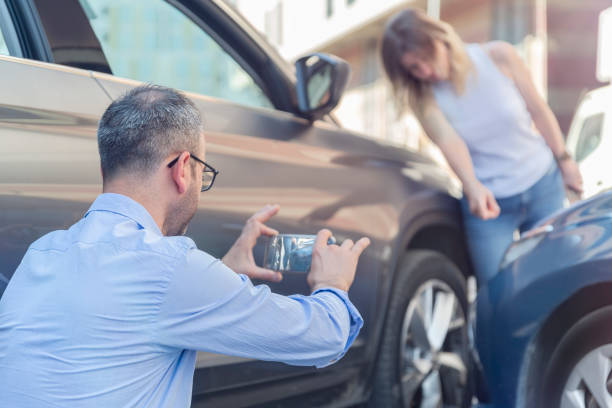Professional Commercial Auto Insurance technician working in Sun City Center, FL